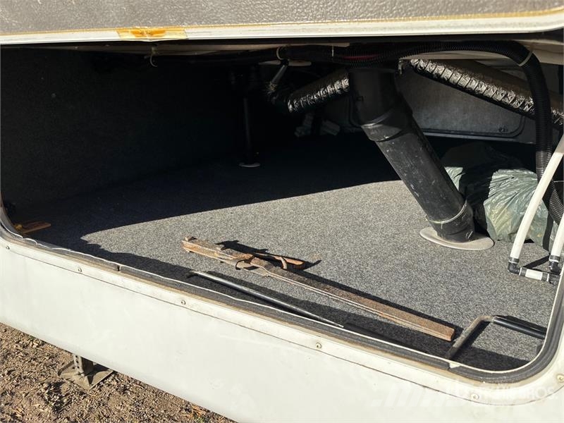 Keystone 28 ft T/A Travel Trailer Other trailers