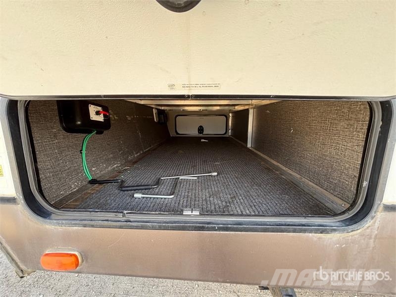 Keystone Cougar 26RBPR 26 ft T/A Travel Trailer Інші причепи