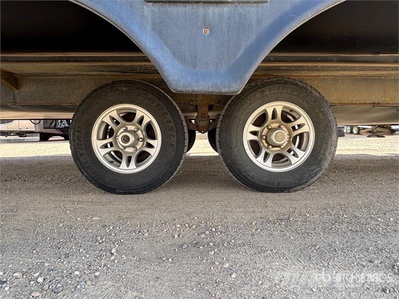 Keystone Cougar 26RBPR 26 ft T/A Travel Trailer Інші причепи
