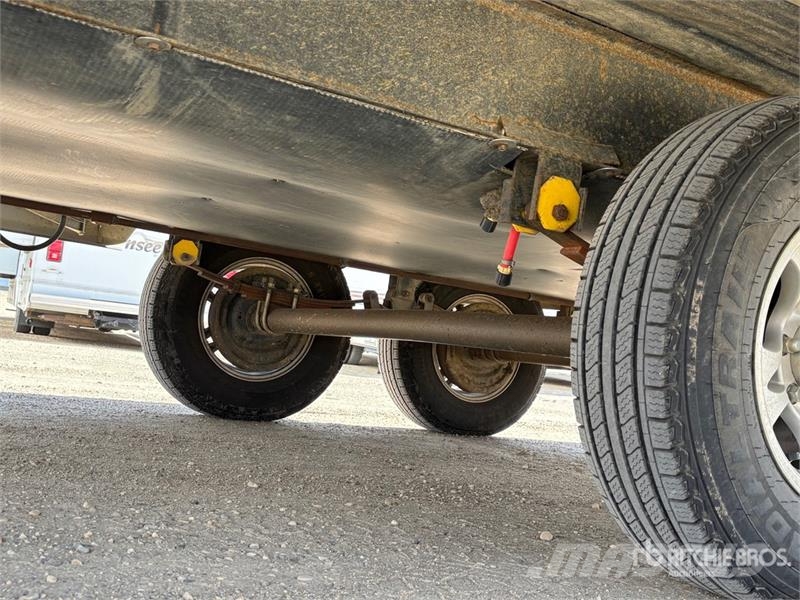 Keystone Cougar 26RBPR 26 ft T/A Travel Trailer Інші причепи