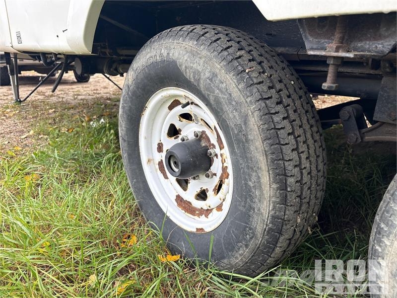 Keystone Laredo 29 ft T/A Travel Trailer Andre hengere