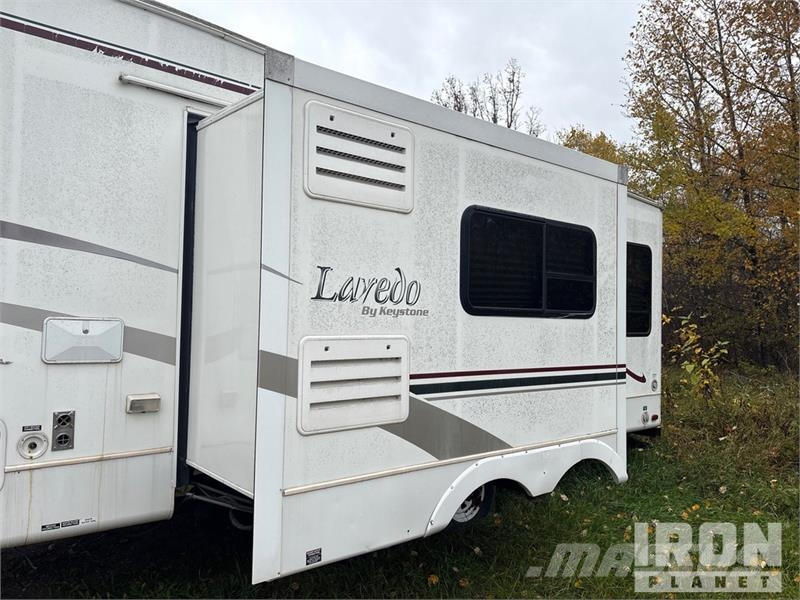 Keystone Laredo 29 ft T/A Travel Trailer Andre hengere