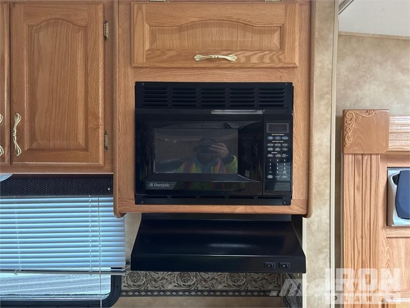 Keystone Laredo 29 ft T/A Travel Trailer Andre hengere
