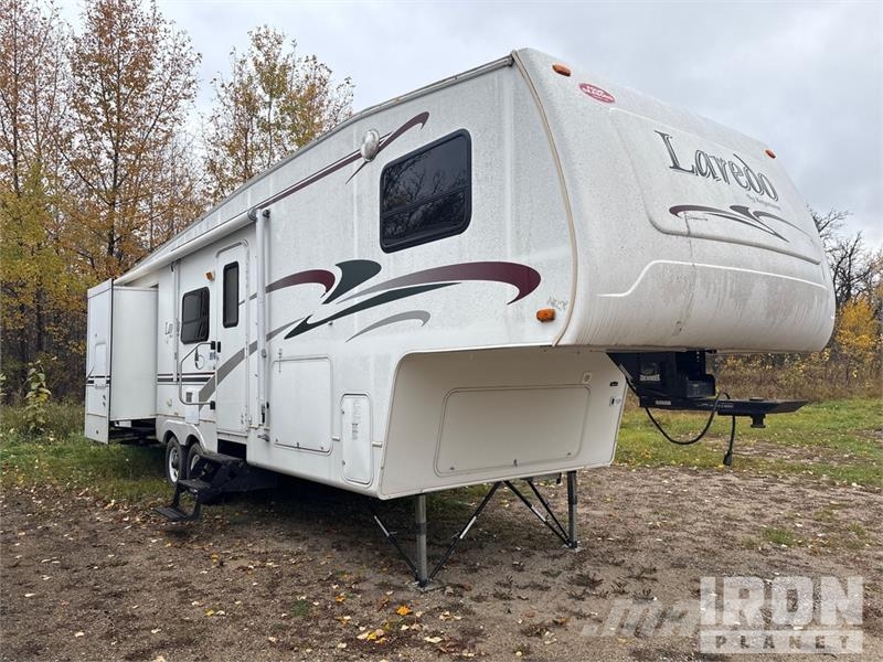 Keystone Laredo 29 ft T/A Travel Trailer Andre hengere