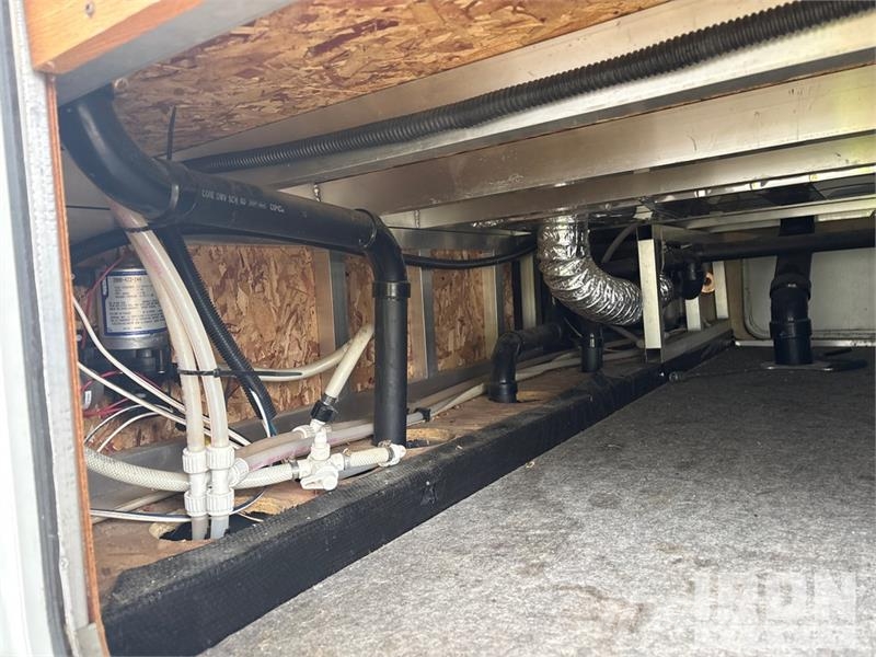 Keystone Laredo 29 ft T/A Travel Trailer Andre hengere