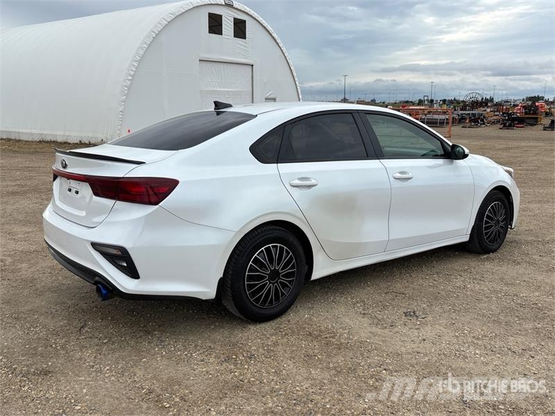 Kia Forte Carros