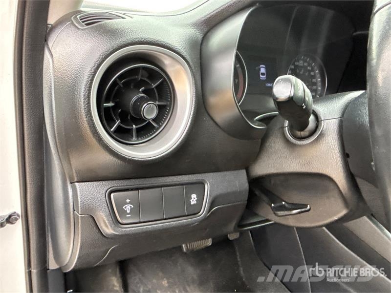 Kia Forte Carros