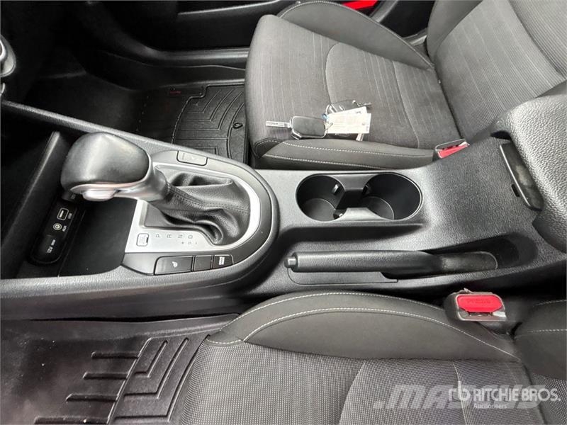 Kia Forte Carros