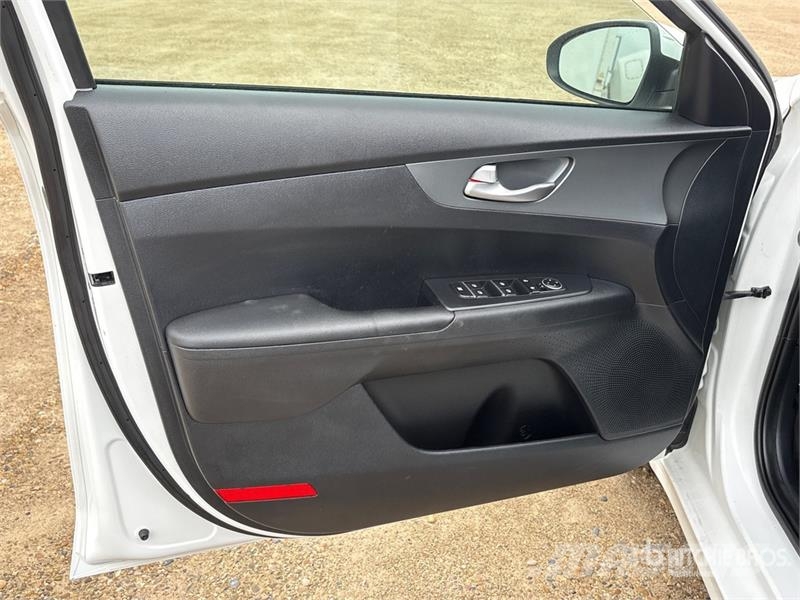 Kia Forte Carros