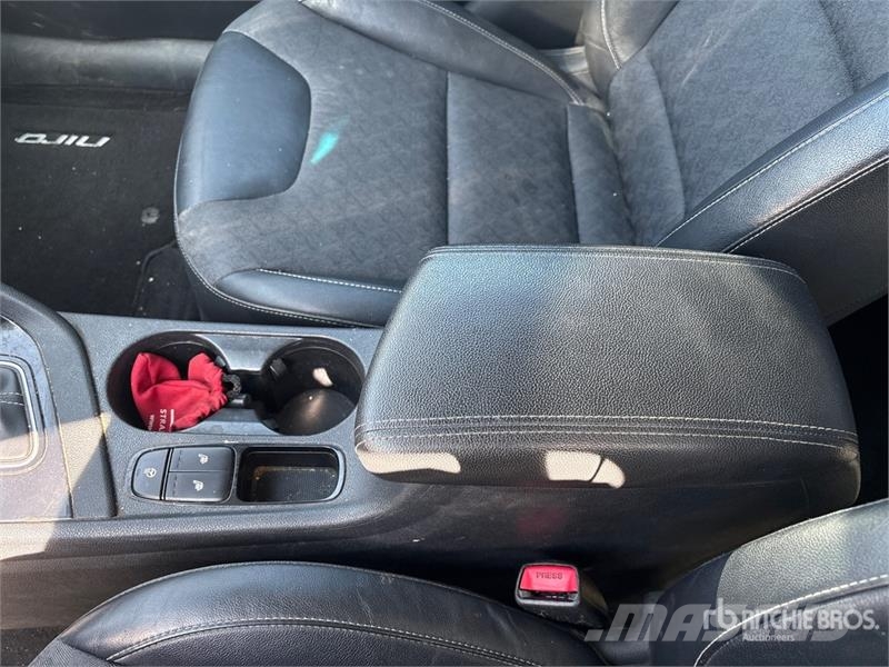 Kia Niro 2WD SUV (Inoperable) PKWs