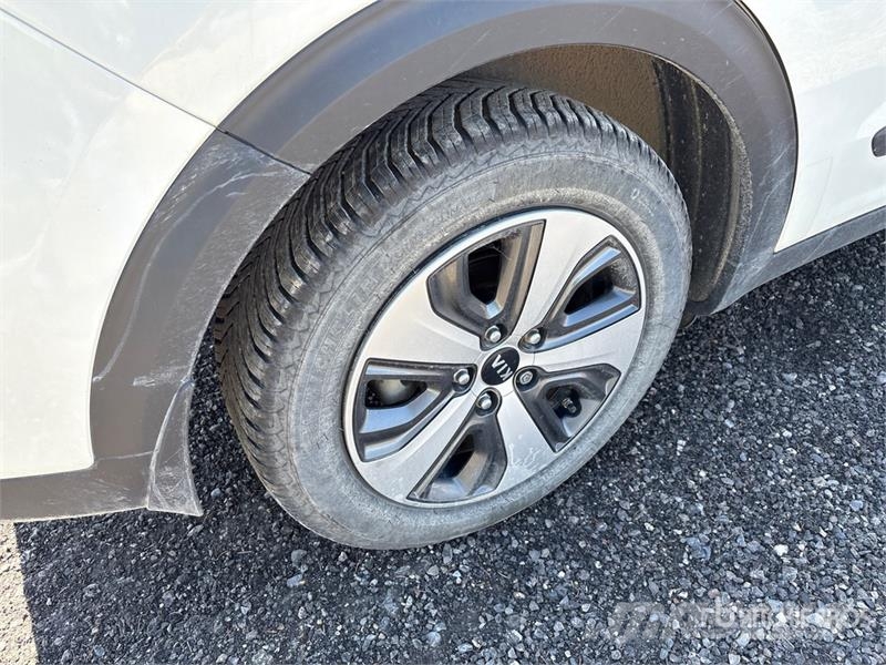 Kia Niro 2WD SUV (Inoperable) PKWs