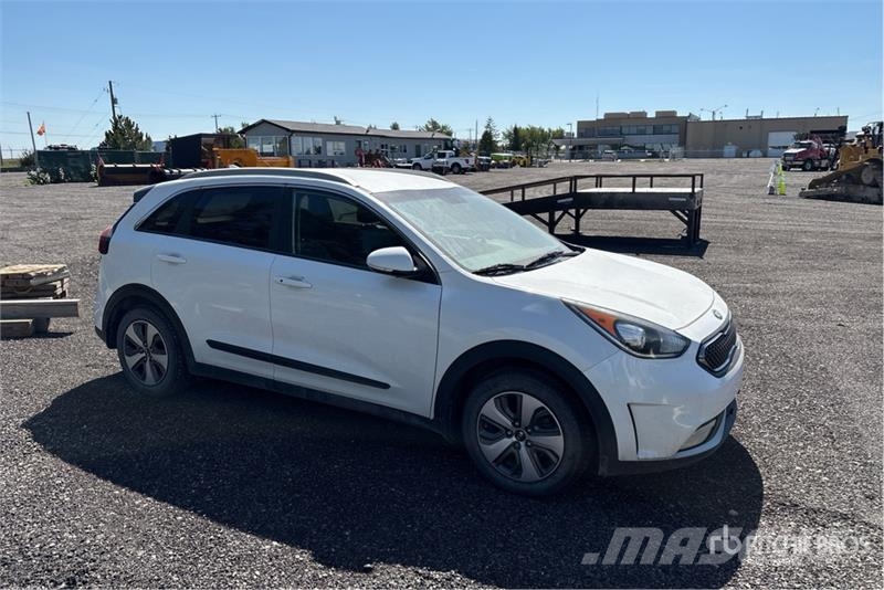 Kia Niro 2WD SUV (Inoperable) PKWs