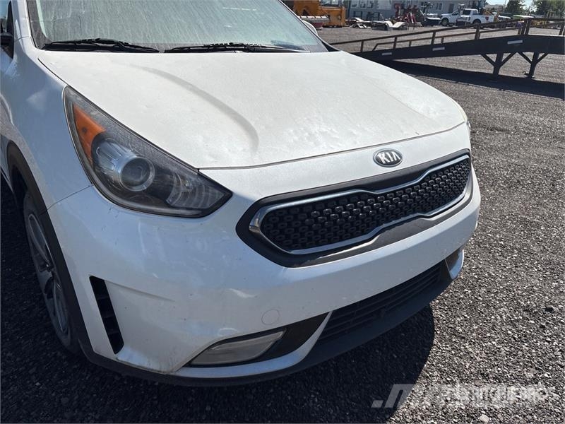 Kia Niro 2WD SUV (Inoperable) PKWs