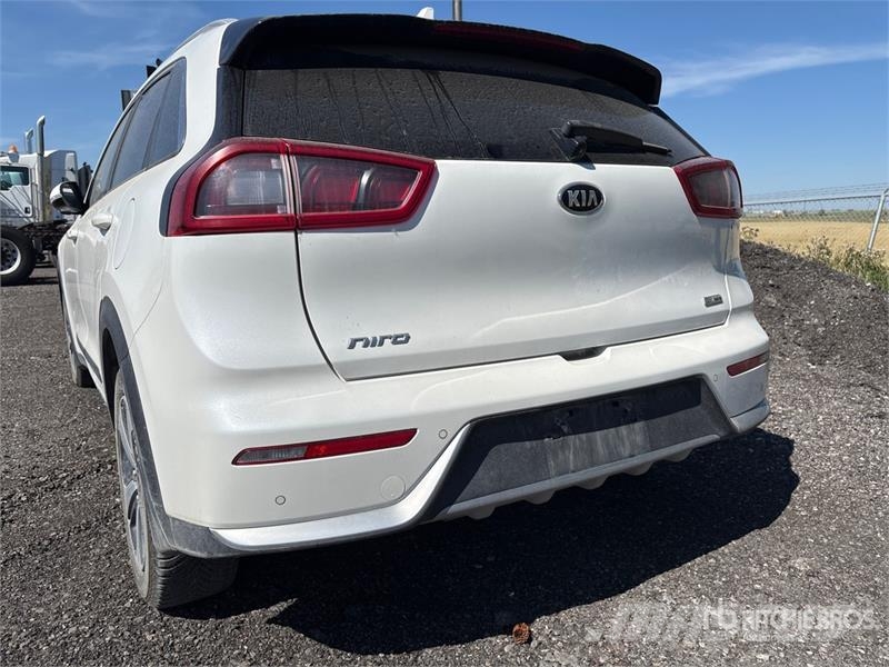 Kia Niro 2WD SUV (Inoperable) PKWs