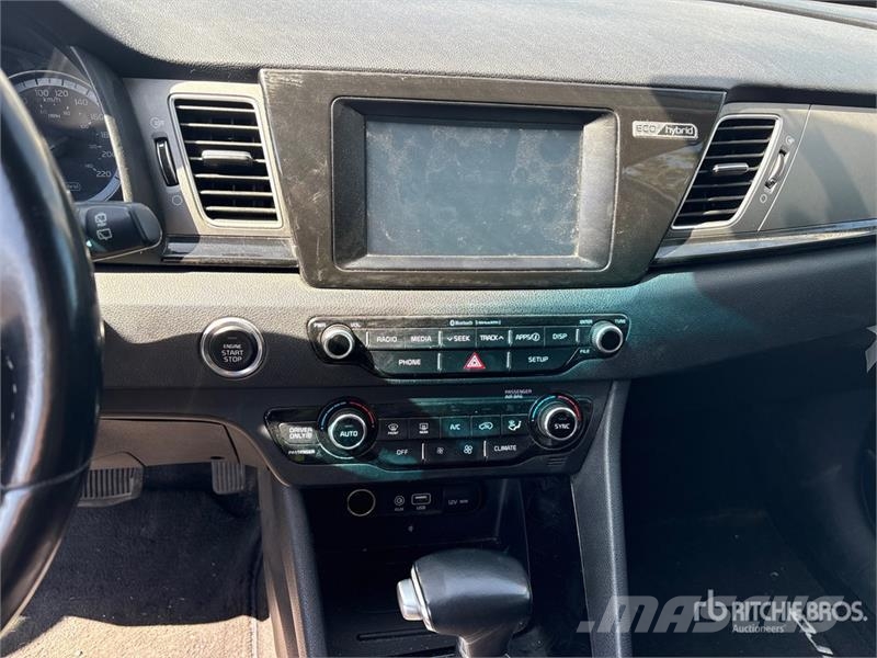 Kia Niro 2WD SUV (Inoperable) PKWs