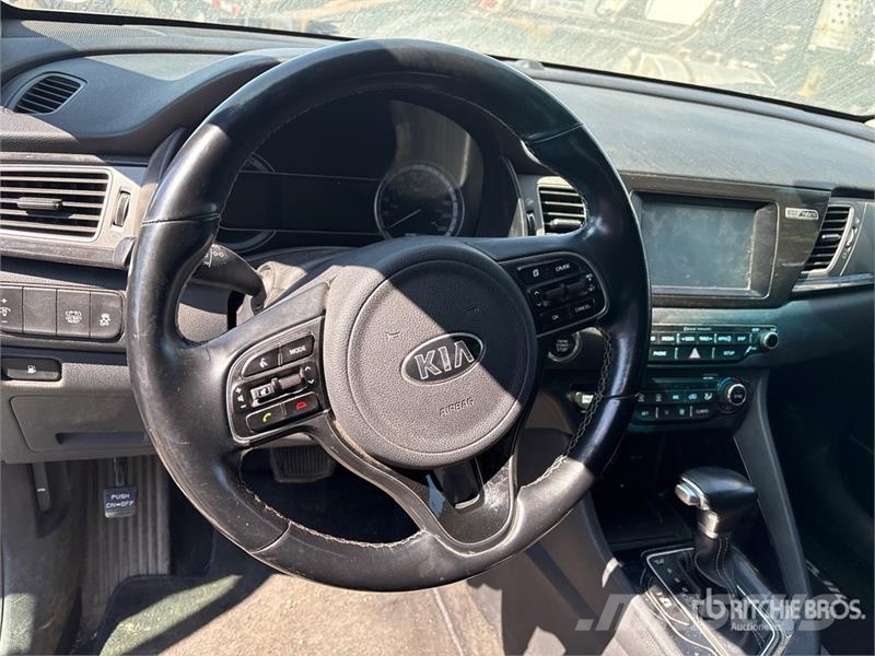 Kia Niro 2WD SUV (Inoperable) PKWs