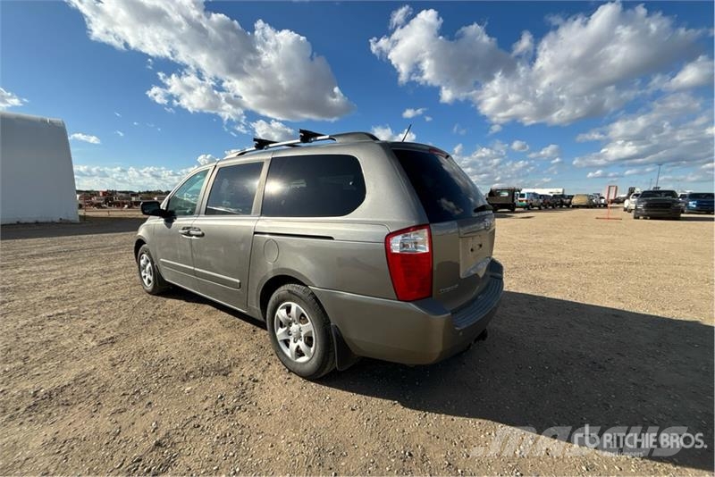 Kia Sedona PKWs