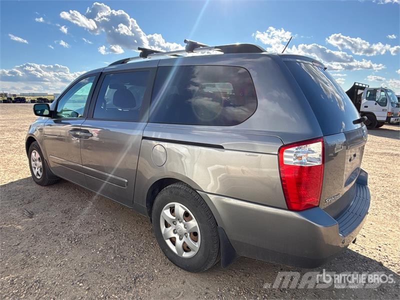 Kia Sedona PKWs