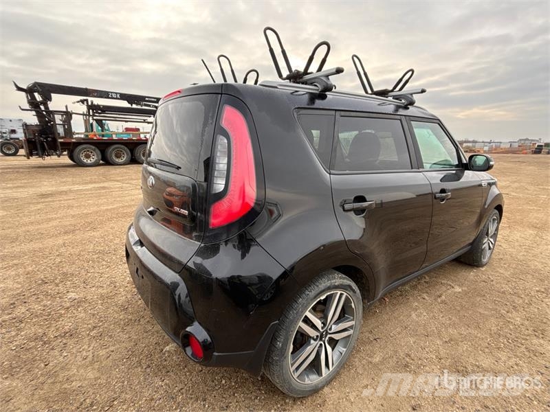 Kia Soul 2WD SUV Henkilöautot