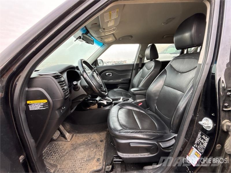Kia Soul 2WD SUV Henkilöautot