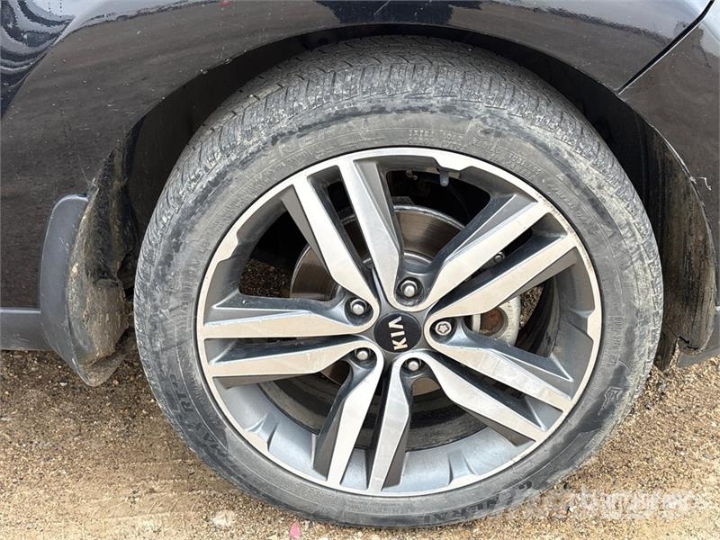 Kia Soul 2WD SUV Henkilöautot