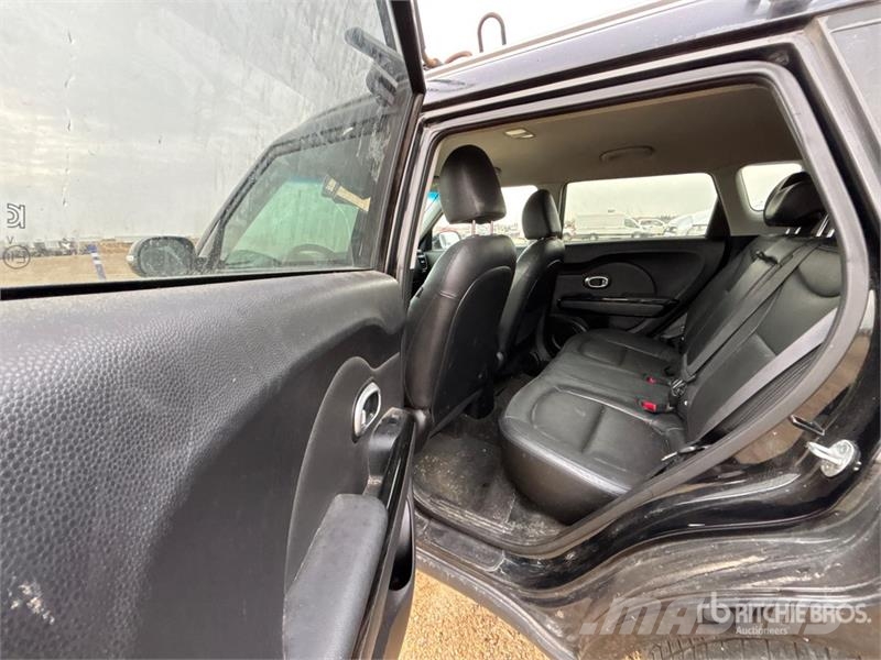 Kia Soul 2WD SUV Henkilöautot