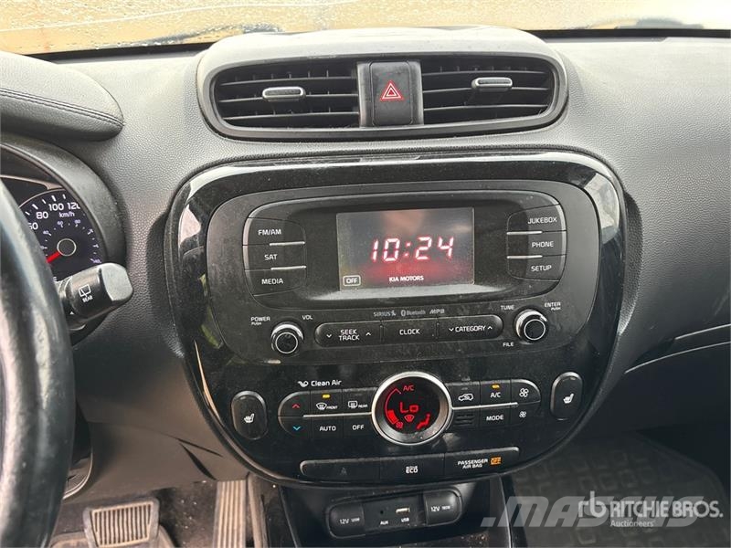 Kia Soul 2WD SUV Henkilöautot
