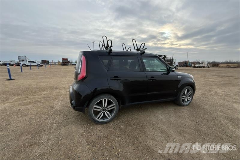 Kia Soul 2WD SUV Henkilöautot
