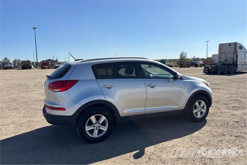 Kia Sportage 2WD SUV Henkilöautot