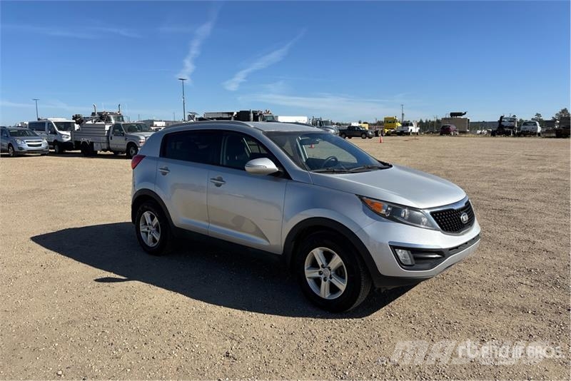 Kia Sportage 2WD SUV Henkilöautot