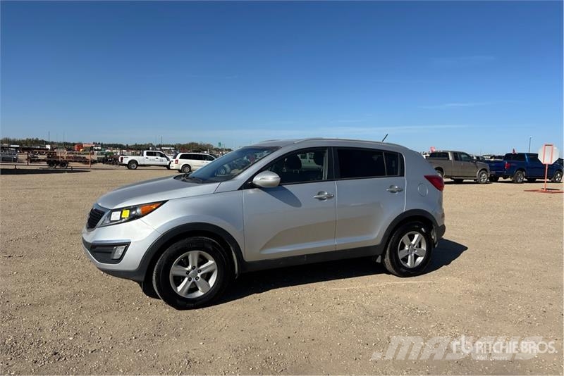Kia Sportage 2WD SUV Henkilöautot