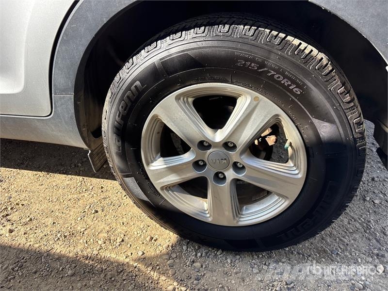 Kia Sportage 2WD SUV Henkilöautot