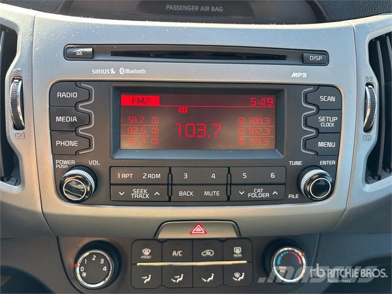 Kia Sportage 2WD SUV Henkilöautot