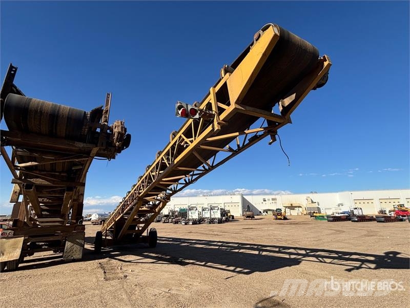 Kimto 30 in x 80 ft Portable Transfer Conveyor Būvniecība- Citi