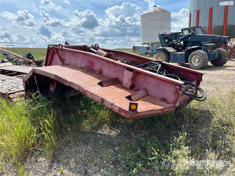 King Truck Tri/A Lowboy Trailer لوادر منخفضة