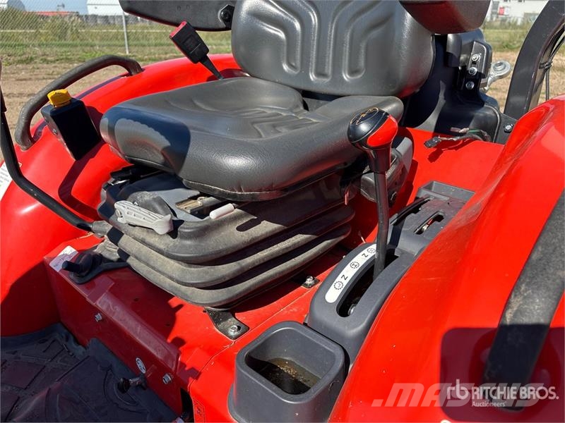 Kioti 3520 SE 4WD Utility Tractor Tractores compactos
