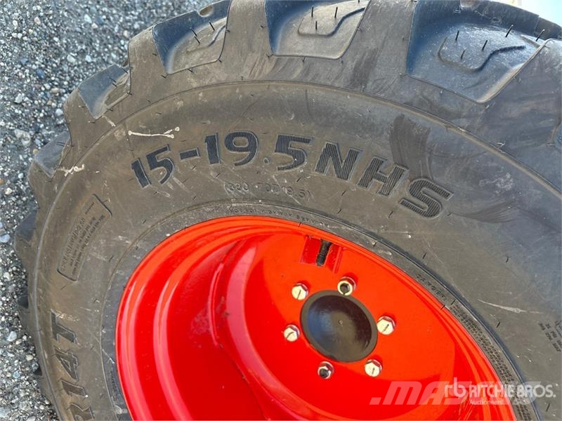Kioti 3520 SE 4WD Utility Tractor Tractores compactos
