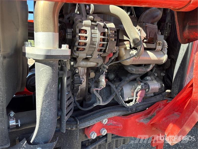 Kioti 3520 SE 4WD Utility Tractor Tractores compactos