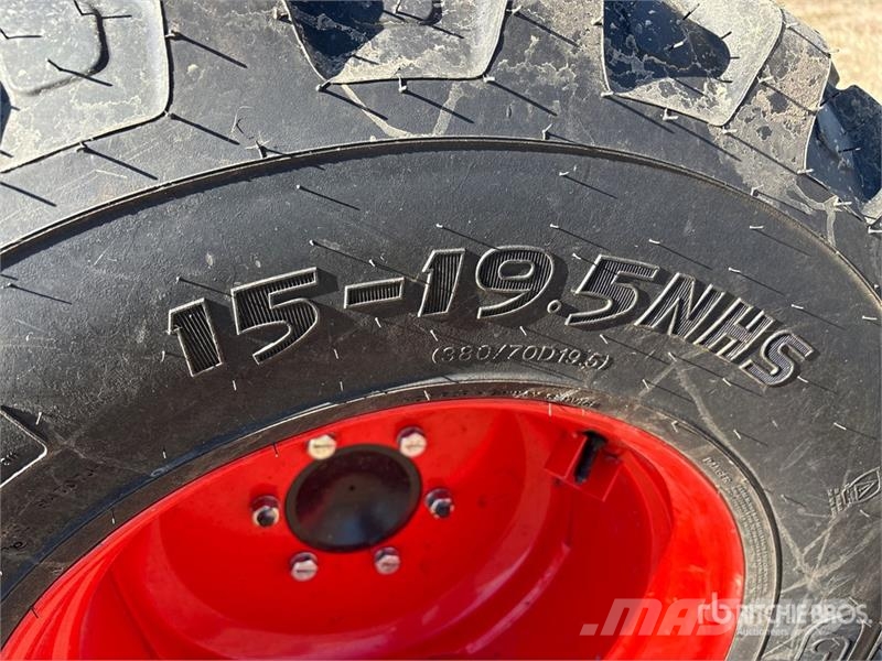 Kioti 3520 SE 4WD Utility Tractor Tractores compactos