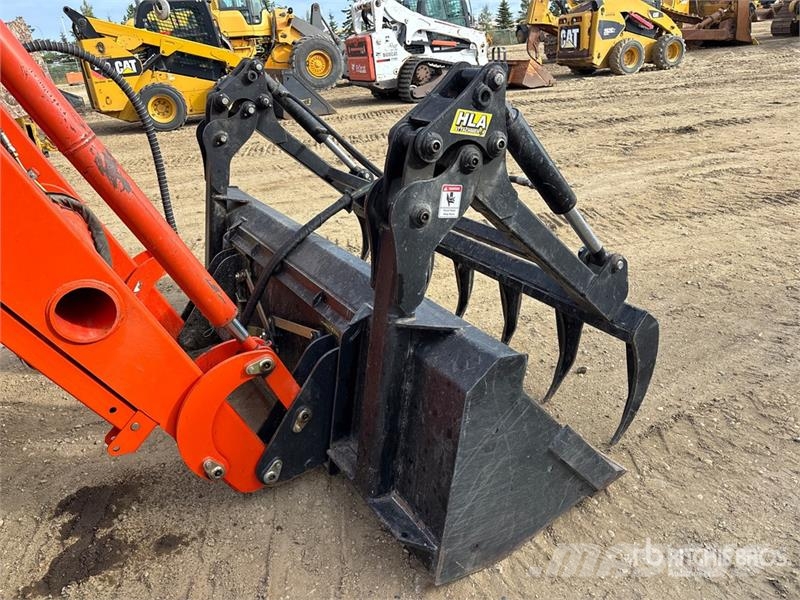 Kioti PX9020 4WD Tractor Traktorit