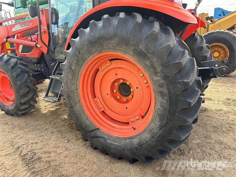 Kioti PX9020 4WD Tractor Traktorit