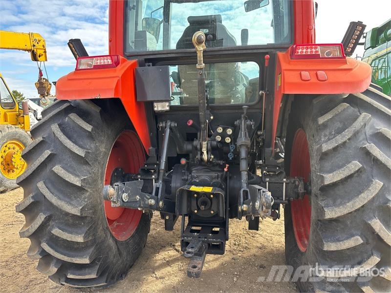 Kioti PX9020 4WD Tractor Traktorit