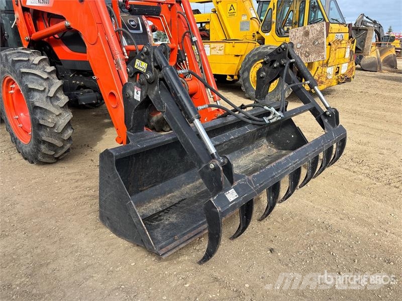 Kioti PX9020 4WD Tractor Traktorit