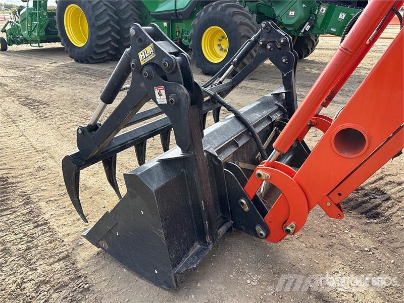 Kioti PX9020 4WD Tractor Traktorit