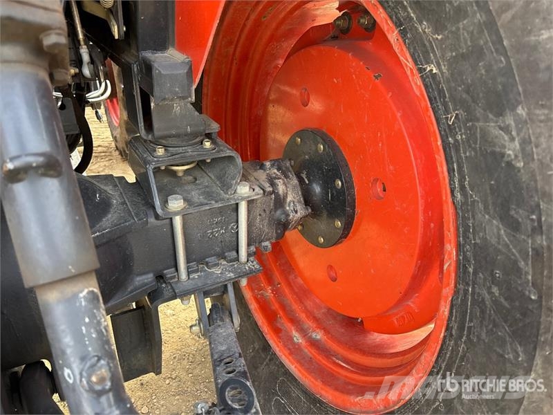 Kioti PX9020 4WD Tractor Traktorit