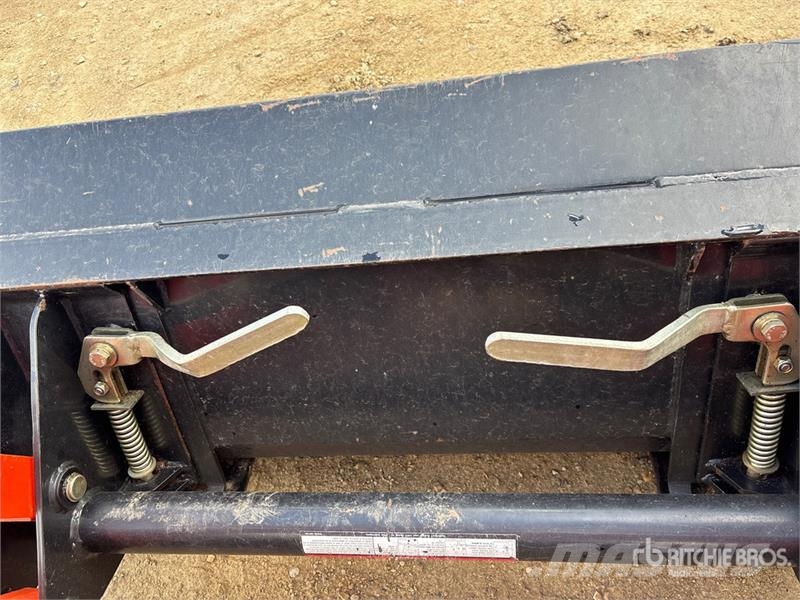Kioti RX 7320 4WD Tractor Tractoren