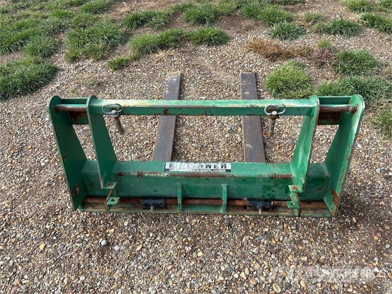 Kirchner 48 in Tractor Pallet Forks Паллетные вилы для фронтальных погрузчиков