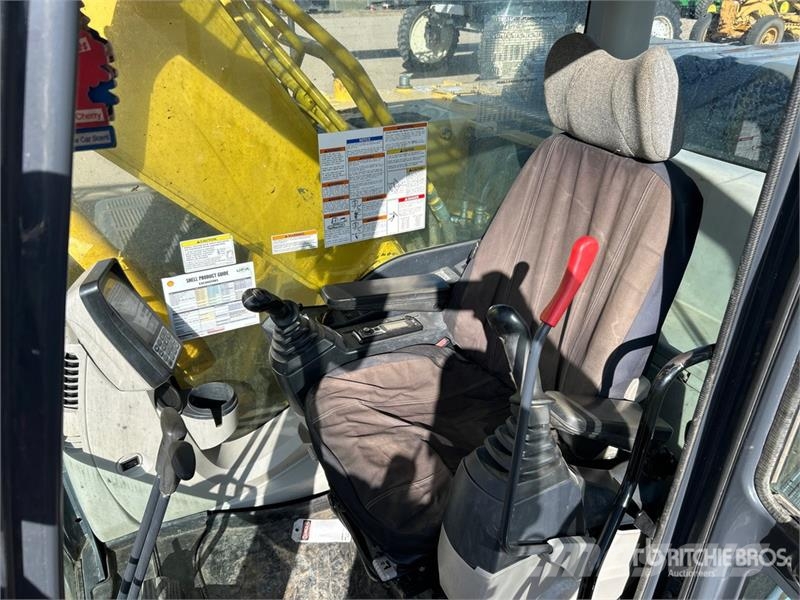 Kobelco SK260-9 Bagri goseničarji
