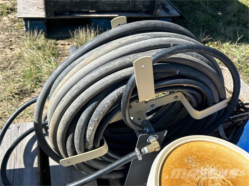  Koenders Electric 11 V Dug Out Aerator هوايات