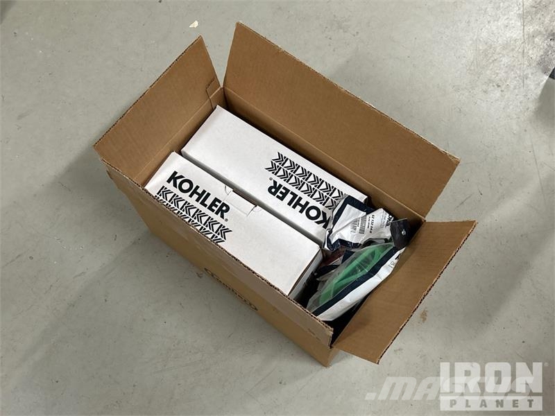 Kohler of (2) Kohler 27 HP Maintenance Kit (Unused) Outros componentes